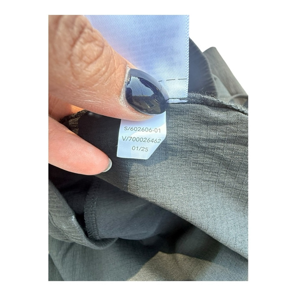 Athleta Size 2x Trekkie North Mid Rise Short Black NWT - Picture 12 of 12